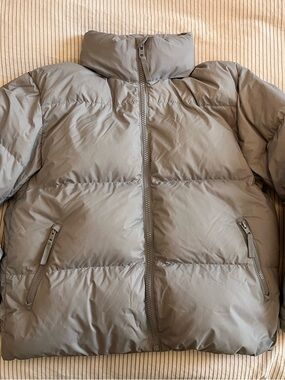 Aritzia Women's blue grey super Puff Jacket